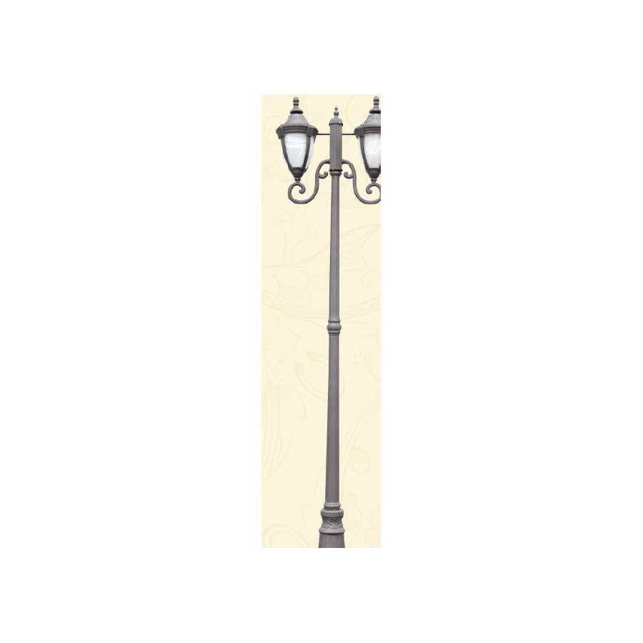 European double head garden post light for landscape lighting